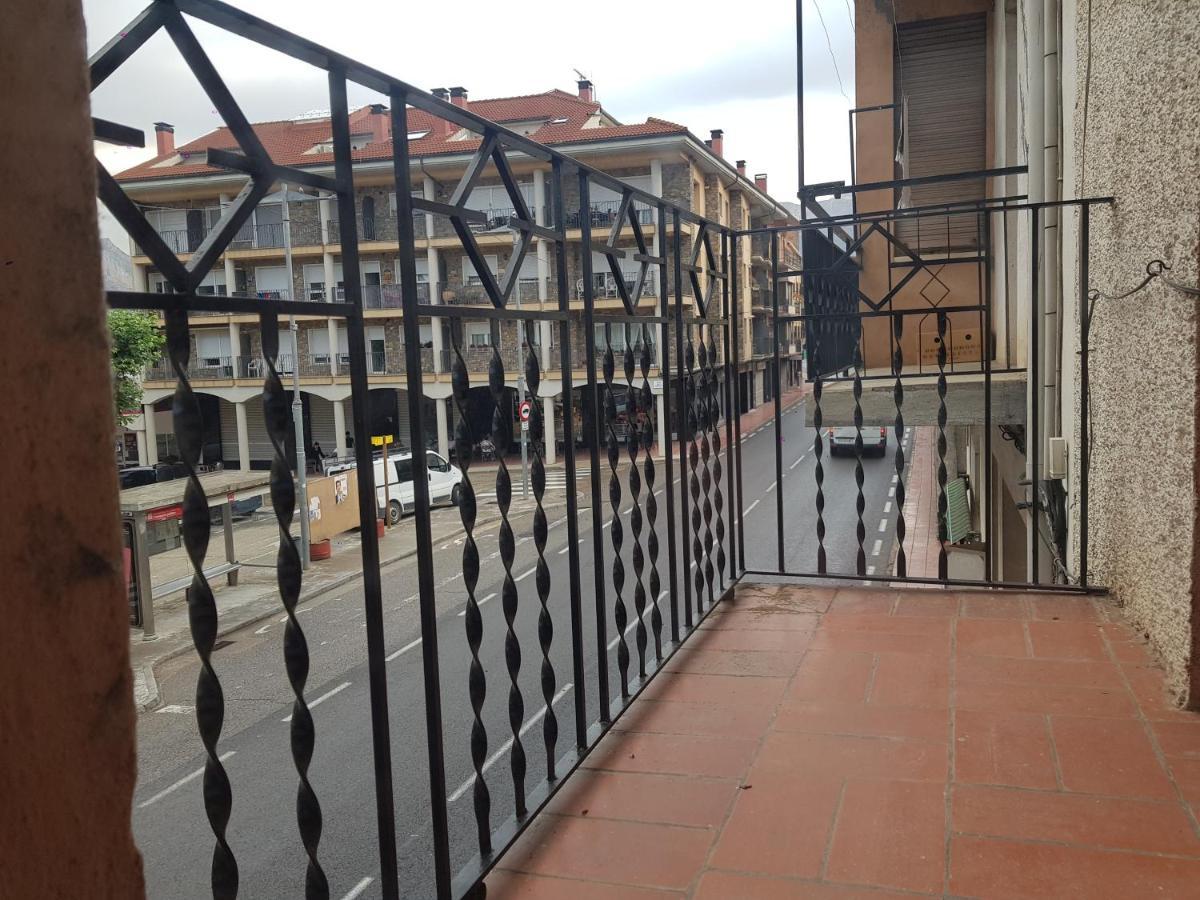 Fantastic Pis A Oliana Alt Urgell Lleida Wifi Apartamento Exterior foto